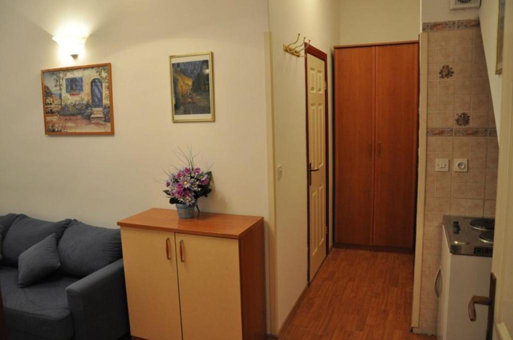 Apartment Major