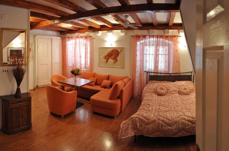 Apartment Major *